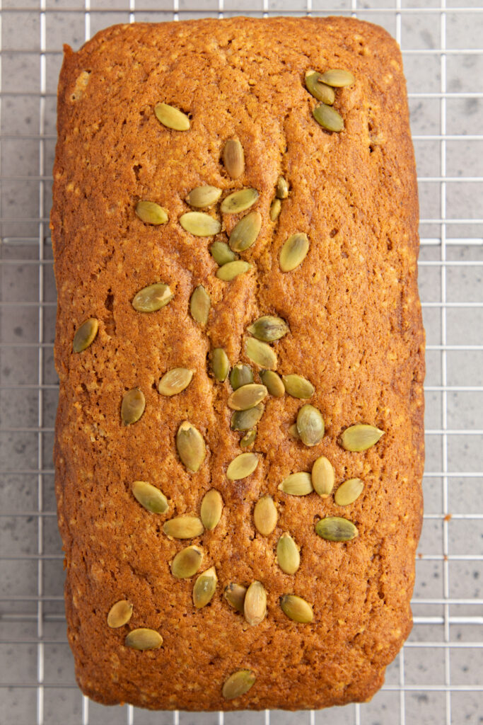 pumpkin bread with pumpkin seeds