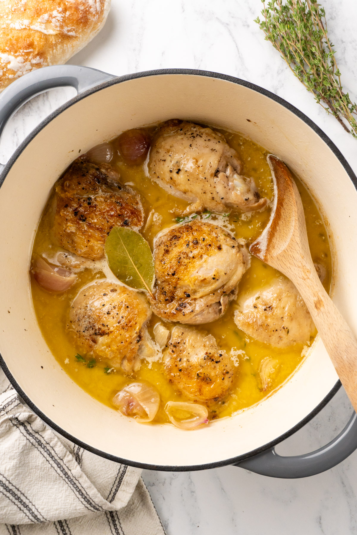 coq au vin with white wine sauce