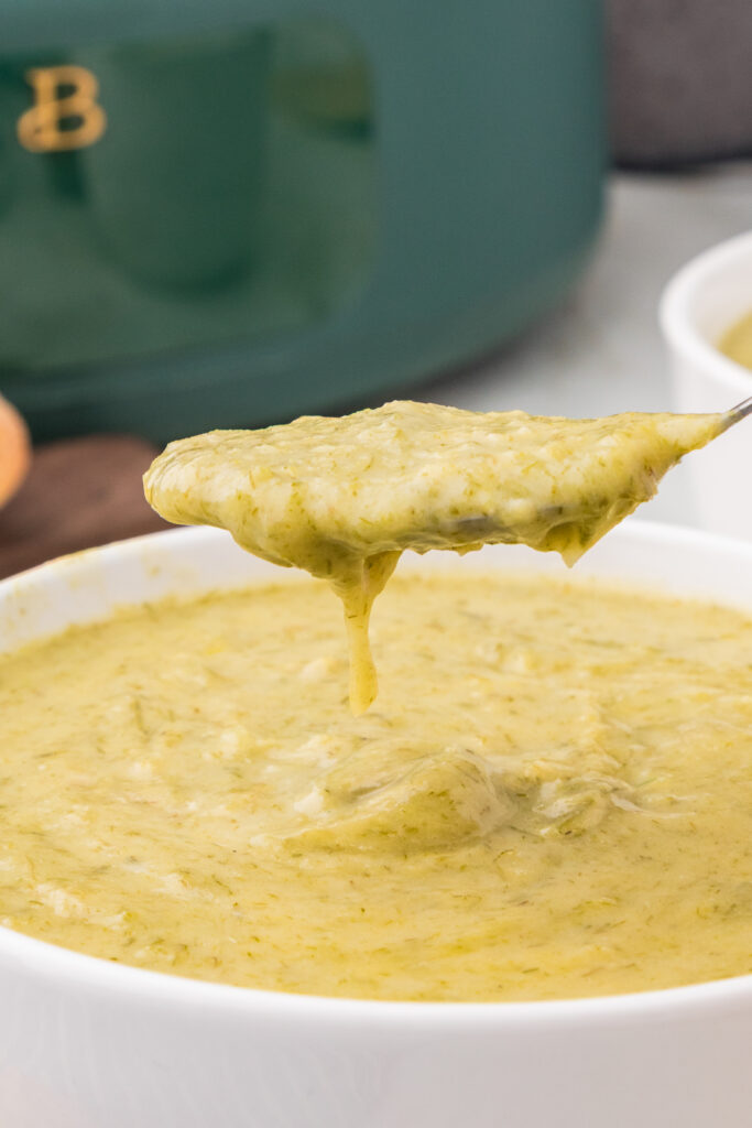 A creamy bowl of slow cooker potato and leek soup